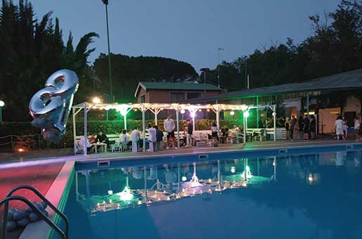 Feste Laurea 704 Pool Party